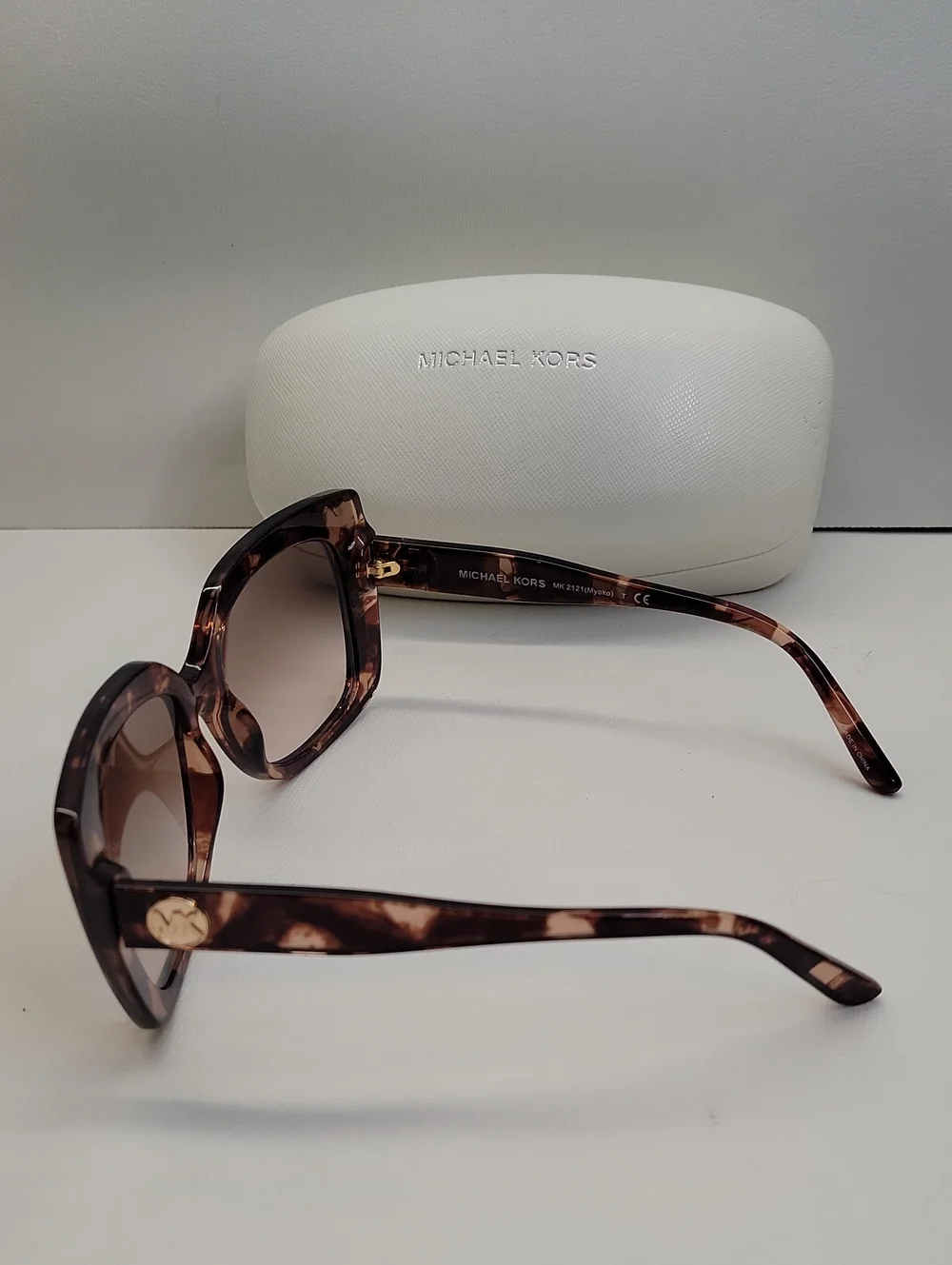 Michael Kors Women's MK2121 Myoko Sunglasses Dark Tortoise/Brown Gradient NEW!